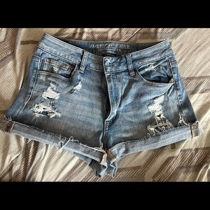 American Eagle Hi-Rise Shortie